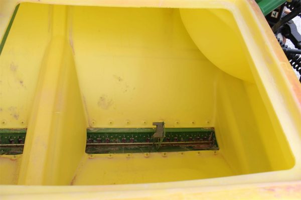 2012 John Deere 1990 Air Seeder - Image 5