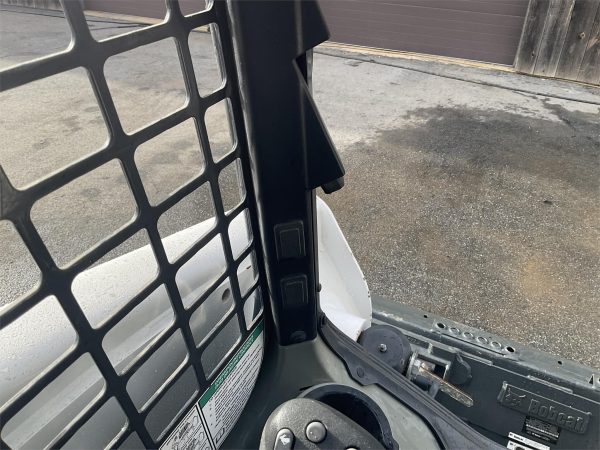 2018 Bobcat T630 Skid Steer 1380 hours - Image 11
