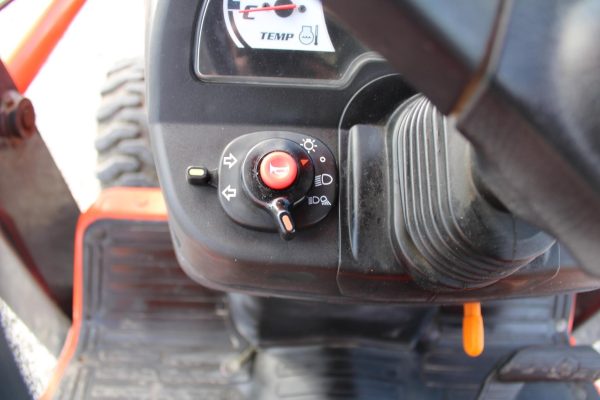2009 Kubota B26 Tractor 1779 hours - Image 7