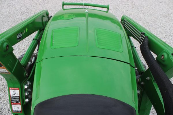 2019 John Deere 4044M Tractor 247 hours - Image 4