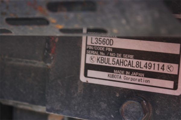 2021 Kubota L3560 Tractor 333 hours - Image 2