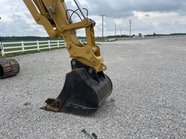 2022 Caterpillar 313GC Excavator 1950 hours - Image 4