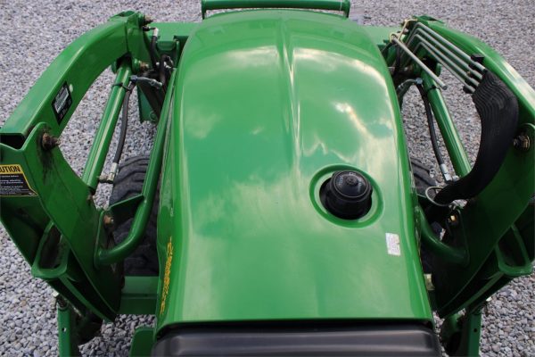 2010 John Deere 2520 Tractor 397 hours - Image 2