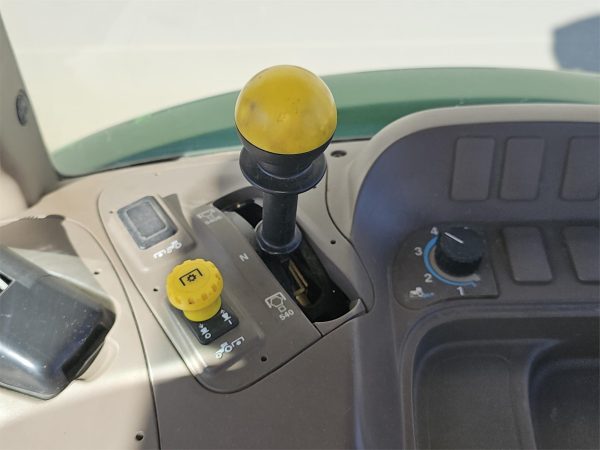 2010 John Deere 5075M Tractor 2983 hours - Image 40