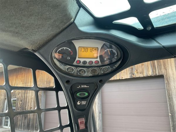 2018 Bobcat T630 Skid Steer 1380 hours - Image 9