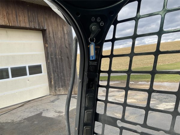 2018 Bobcat T630 Skid Steer 1380 hours - Image 5