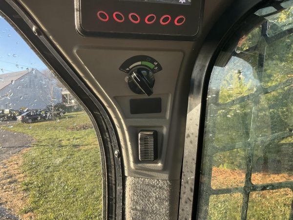 2019 Caterpillar 259D Skid Steer 1320 hours - Image 7
