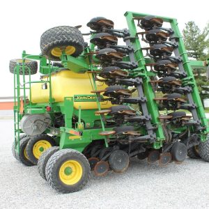 2012 John Deere 1990 Air Seeder - Image 37