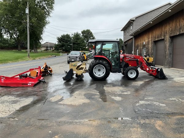 2018 Massey Ferguson 1735M Tractor  315 hours - Image 73