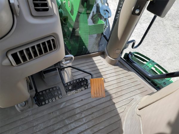2012 John Deere 6170R Tractor 2512 hours - Image 10