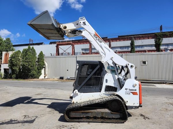 2018 Bobcat T740 Skid Steer 2249 hours - Image 6