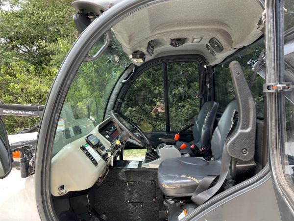 2014 Bobcat Skid Steers Toolcat 5600 4X4 Tier 4  Series-G - Image 45