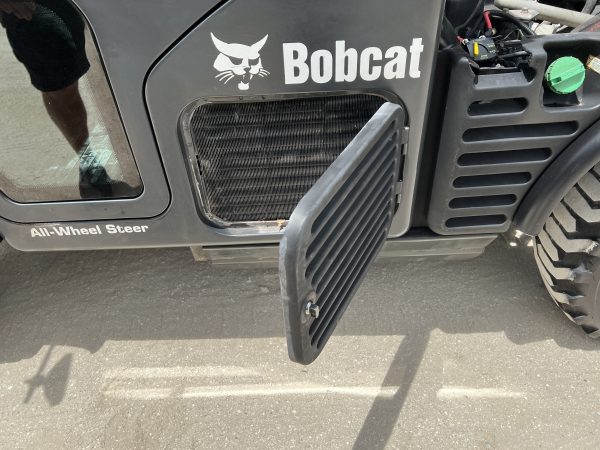 2014 Bobcat Skid Steers Toolcat 5600 4X4 Tier 4  Series-G - Image 33
