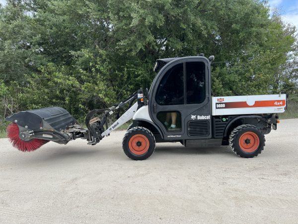 2014 Bobcat Skid Steers Toolcat 5600 4X4 Tier 4  Series-G - Image 29