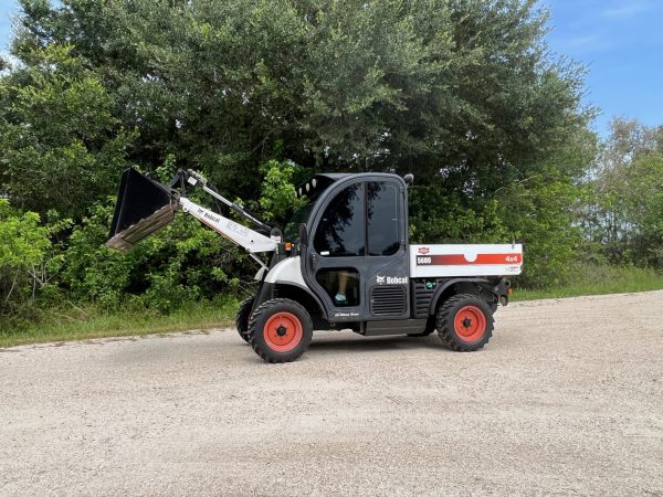 2014 Bobcat Skid Steers Toolcat 5600 4X4 Tier 4  Series-G - Image 2