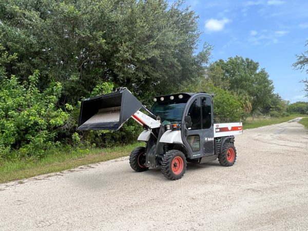 2014 Bobcat Skid Steers Toolcat 5600 4X4 Tier 4  Series-G - Image 3