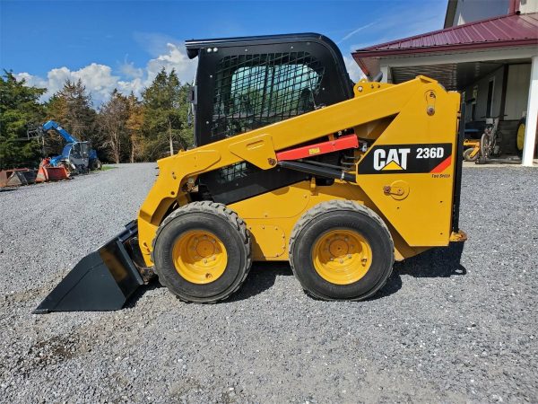 2017 Caterpillar 236D Skid Steer 298 hours - Image 21
