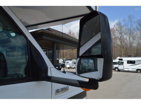2022 Forest River Sunseeker LE 2350SLE Ford Chassis Motorhome - Image 3